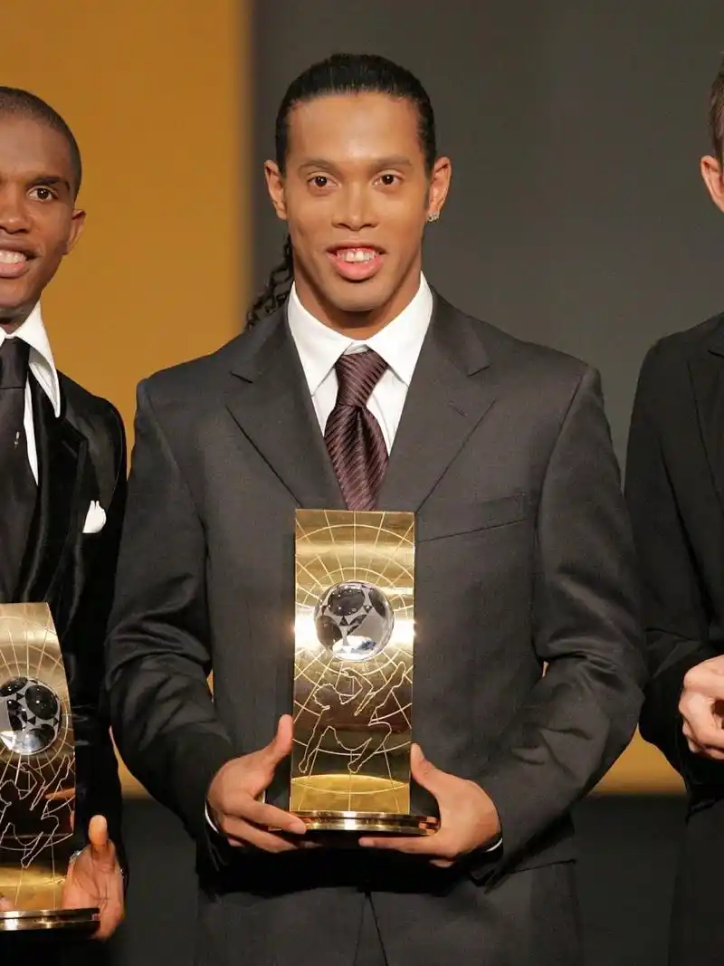 冷静并做出 冷静并做出