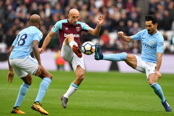 海地总理：球队晋级世界杯点燃了希望之火，让我们向全队致敬（海地总理：球队挺进世界杯燃起希望，向全队致以敬意）