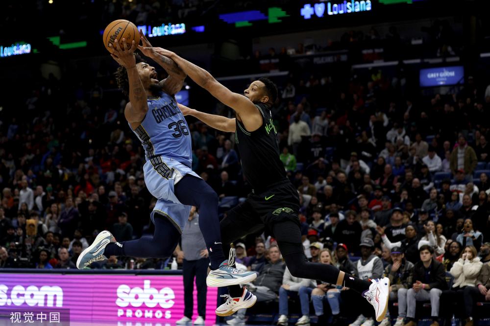 火箭效率不减杜兰特稳定，却连续输给弱队，真需要人组织控场分担（火箭效率在线、杜兰特状态稳，却仍接连不敌弱旅，确实需要有人组织控场来分担重任）