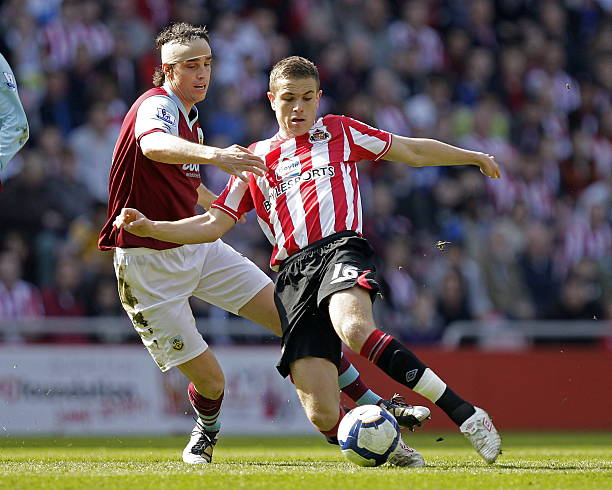 皇马“惨胜”决赛会师巴萨 小蜘蛛哑火马竞苦吞失利